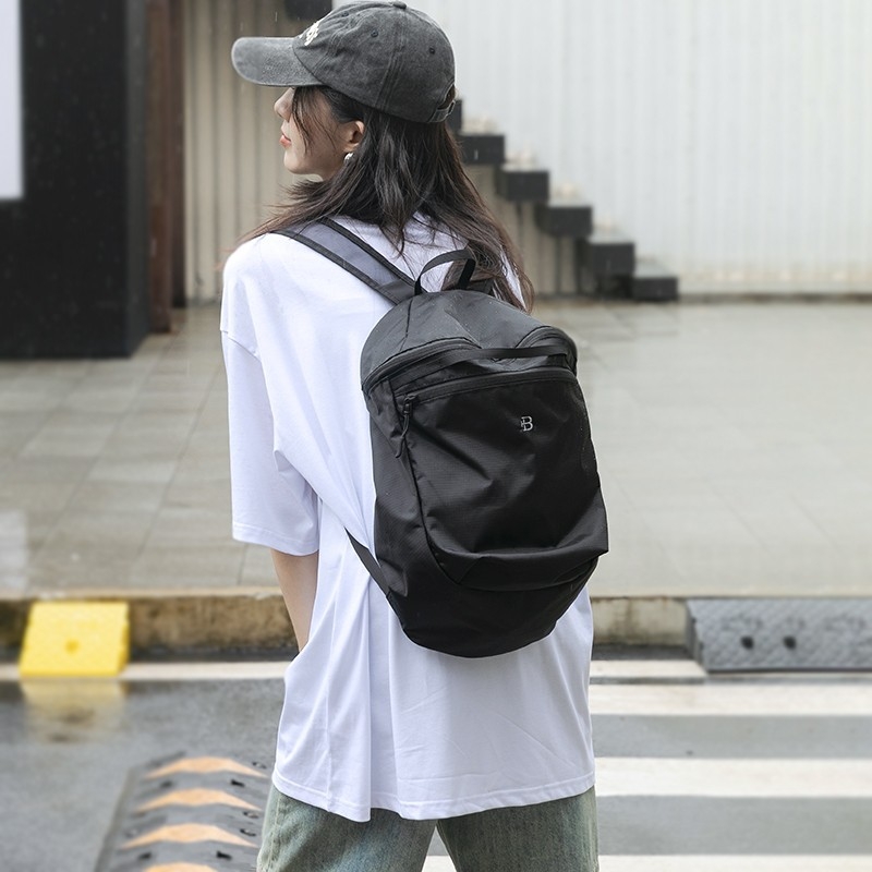 Rucsac pentru drumeții în aer liber, ușor și impermeabil, din Oxford, capacitate 20–35 L, bretele curbate, accente din piele Nappa