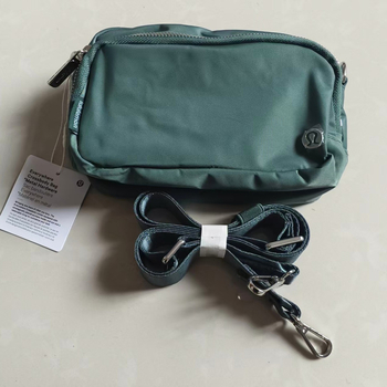 Sportska torbica za struk – 600D Oxford materijal; Vodootporna; Ultra lagana; Otporna na habanje; Unisex