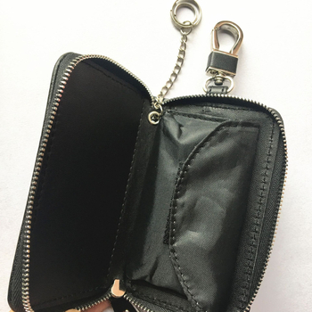 Torba za ključeve od prave kože s RFID zaštitom i zatvaračem na patentni zatvarač