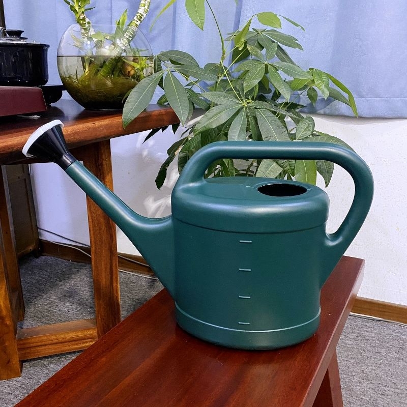 Stropitoare din plastic cu cioc lung, pentru uz casnic și grădină