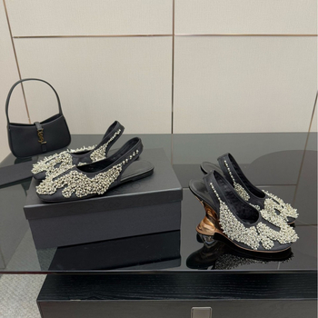 Клиновани сандали с мънисти и мрежеста горна част, квадратен нос, кожена подметка, задна каишка