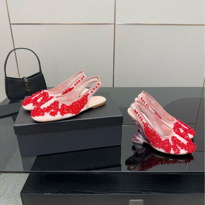 Клиновани сандали с мънисти и мрежеста горна част, квадратен нос, кожена подметка, задна каишка