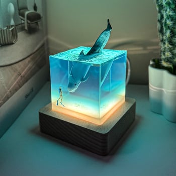 Epoxigyanta éjszakai lámpa tengeri cet motívummal, modern minimalist design asztali dekoráció