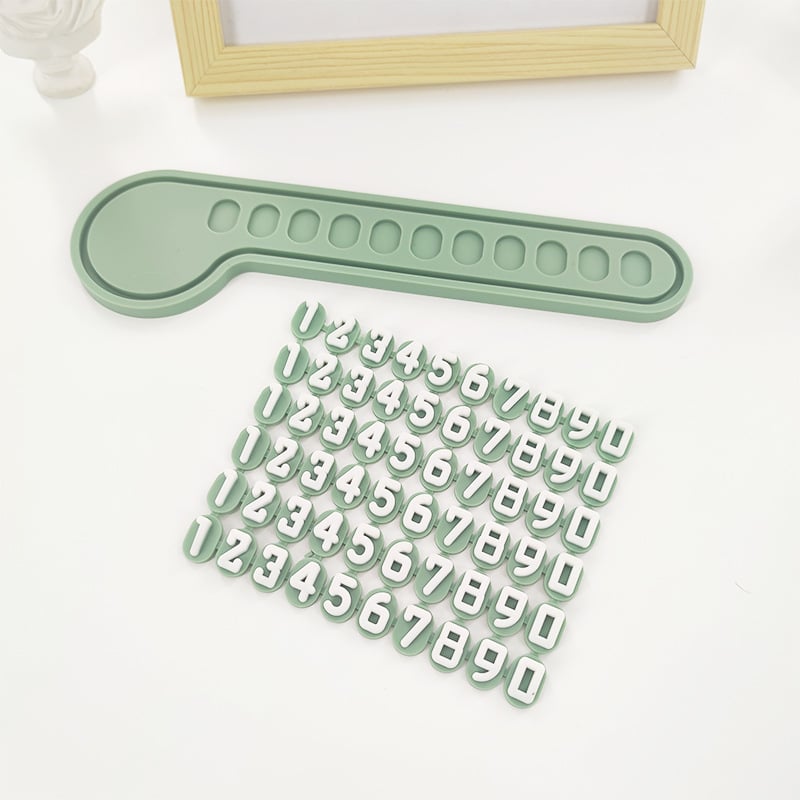 PVC protuklizni držač za telefon u automobilu, model 039, moguć ispis logotipa, ravna silikon pločica