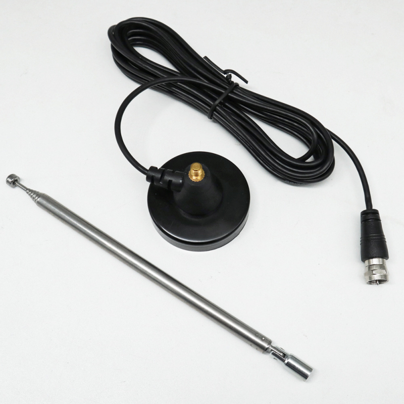 Nerūsējošā tērauda stienveida radio antena ar trim adapteriem mājas digitālajai televīzijijai