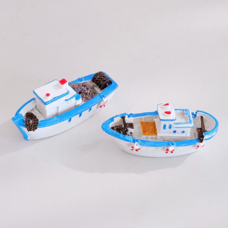 Figura od smole – Mediteranskog stila mini brodica za akvarij (sintetička smola)