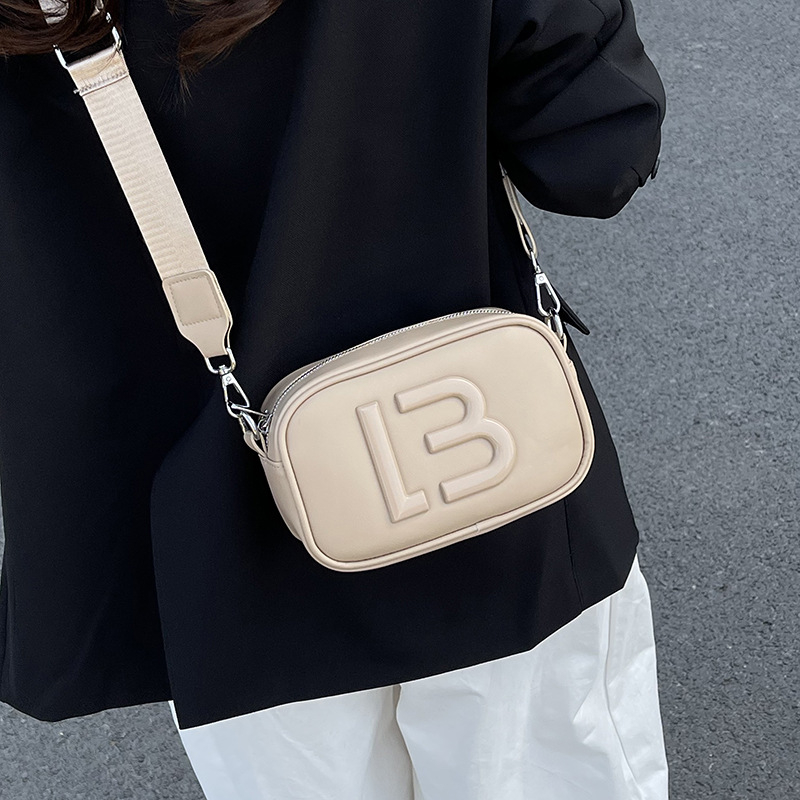Ženska mini kvadratna crossbody torba, gradski jednostavan stil, PU materijal, horizontalni kvadratni oblik, zatvaranje na zatvarač, podstava od poliesteru, jesen 2025