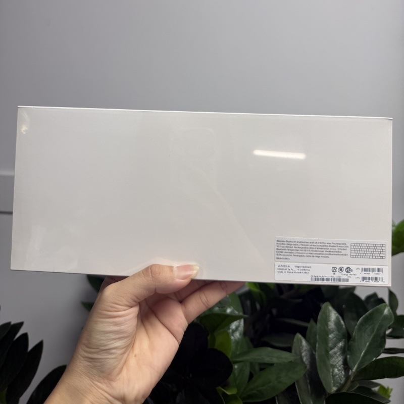 Beacon Flowers Bežična Bluetooth tipkovnica za Apple uređaje, generacija 2./3., dimenzije 27.89 × 11.49 cm, težina 231 g