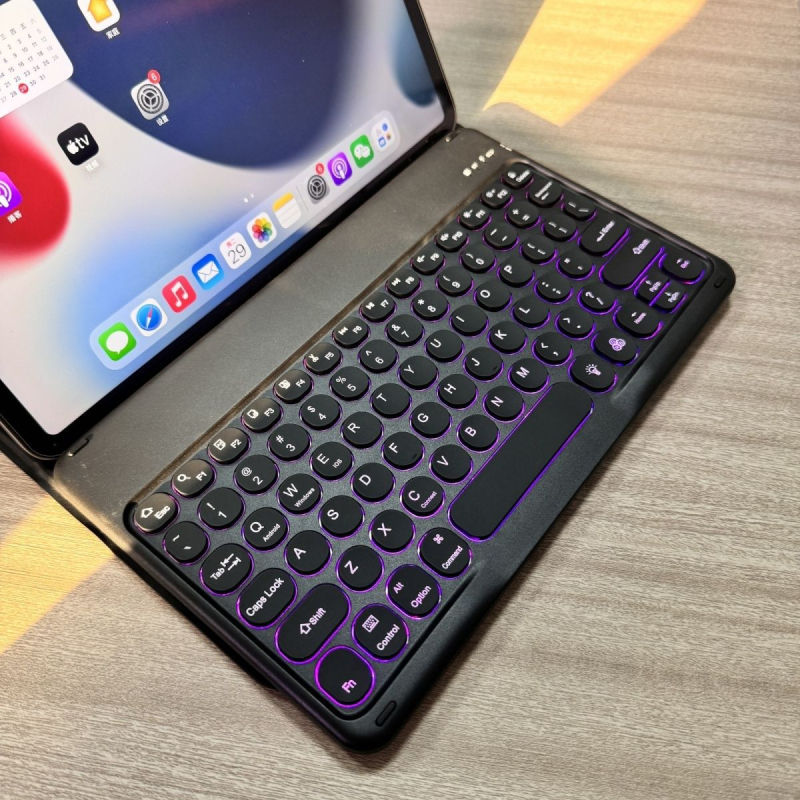 Bluetooth tipkovnica s osvjetljenjem u 7 boja - bežična, punjiva, univerzalna za tablete i mobitele
