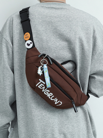 Muška crossbody torba za putovanje, poliester, vodootporna, izuzetno lagana, otporna na habanje, uzorak slova, ovlaštena privatna marka (Stil: rekreacijsko putovanje; Materijal: Poliester; Funkcije: Vodootporna, Ultra lagana, Otporna na habanje)