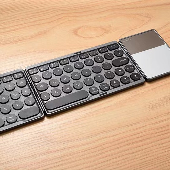 Sklopiva Bluetooth tipkovnica s podlogom za pisanje, trodijelni sklop, Bluetooth sučelje, kompatibilna s tabletima i pametnim telefonima, OEM obrada