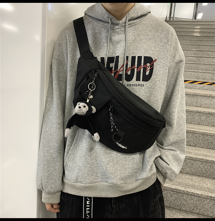 Najlonska crossbody torba, zatvaranje zipom, poliester podstava, unutarnji džep sa zatvaračem