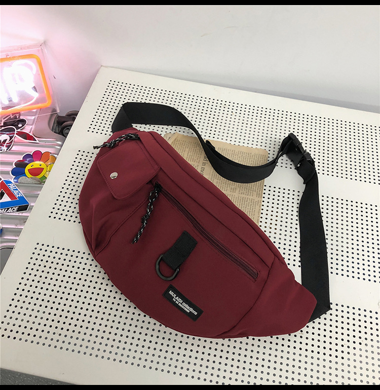 Najlonska crossbody torba, zatvaranje zipom, poliester podstava, unutarnji džep sa zatvaračem