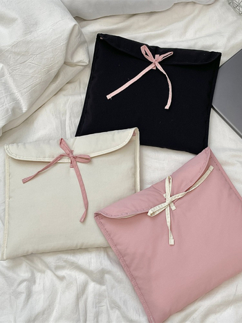 5321 Τσάντα φορητού υπολογιστή σε κορεατικό στυλ με φιόγκο, καπιτονέ, πολυεστέρας, φόδρα πολυεστέρας, μονοχρωμικό σχέδιο, άνοιξη 2025, για γυναίκες