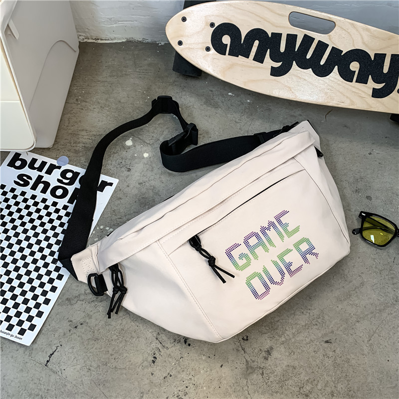 Geantă de piept pentru bărbați, stil stradal, din nailon, impermeabilă și rezistentă la uzură, model cu litere, compatibilă cu laptop de 8 inch, utilizare zilnică