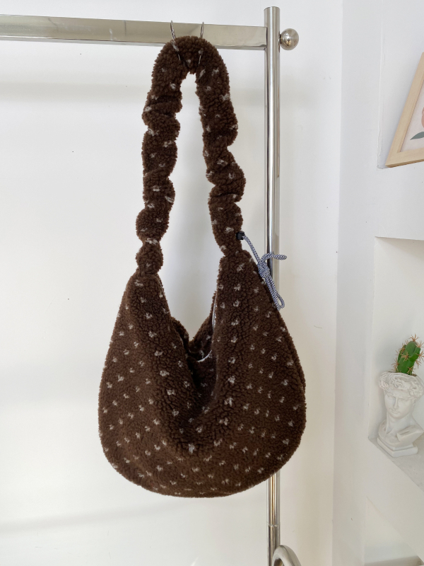 Pliš Crossbody torba, korejski stil, gradski minimalistički dizajn, zatvaranje zipom, podstava od platna