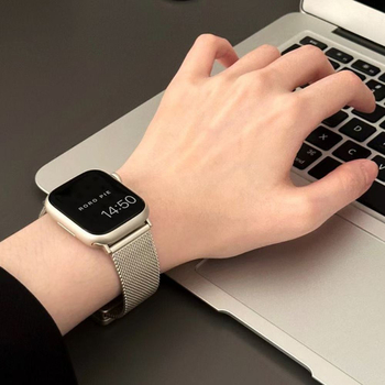 Metalni Milanese kaiš za Redmi Watch 4/5 – sklopiva kopča, prilagodljiva veličina sučelja, moder dizajn