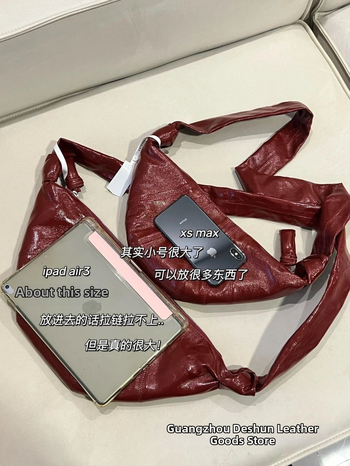 Carla Cheen Dömping-stílusú válltáska, pamut és len anyag, cipzár, belső telefontáska, 3D külső dizájn