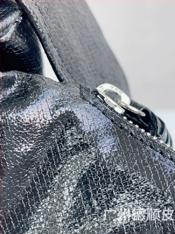 Carla Cheen Dömping-stílusú válltáska, pamut és len anyag, cipzár, belső telefontáska, 3D külső dizájn