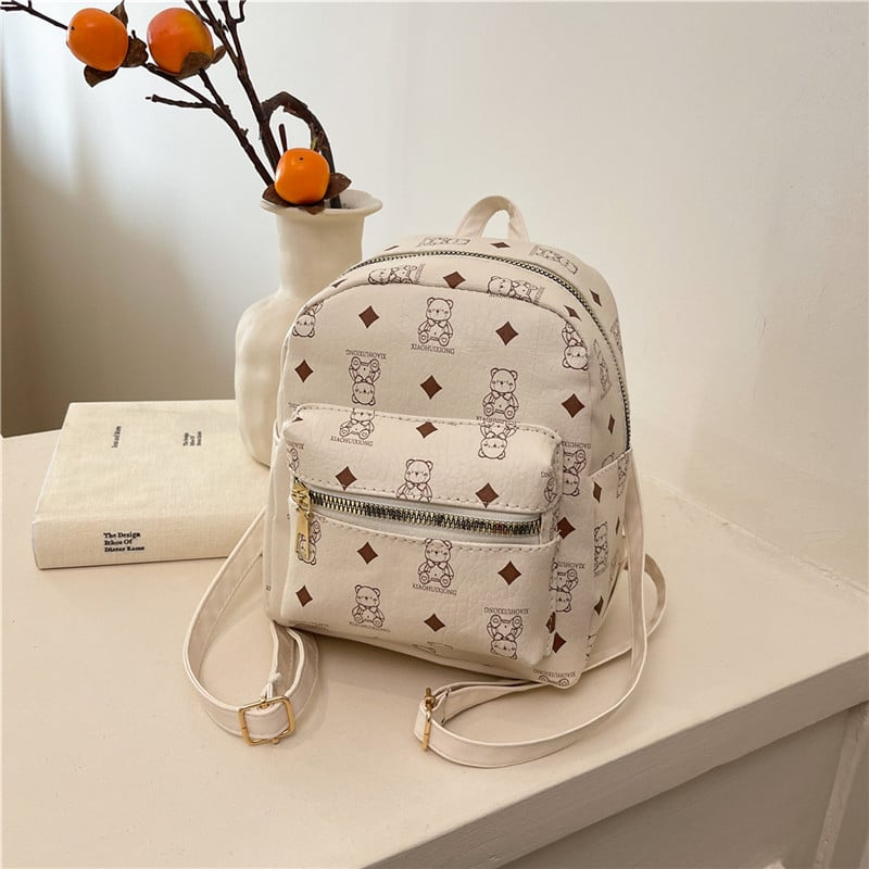 Koreai stílusú hátizsák PU anyagból, tavasz 2025, cipzár, belső zseb a telefon számára