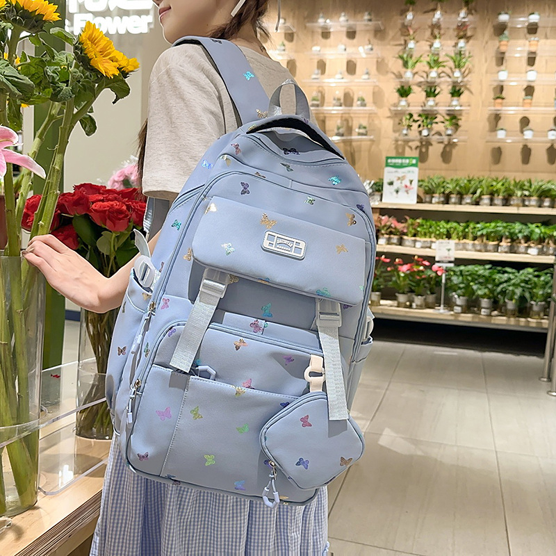 Hátizsák 20–35 L kapacitással, 14 hüvelykes laptophoz illeszkedő, poliészter anyag, gerincvédelem, görbült vállpántok