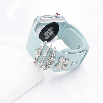 Apple Watch szíj pillangócsattal és dekoratív gyűrűvel, fémből készült, divatos stílus