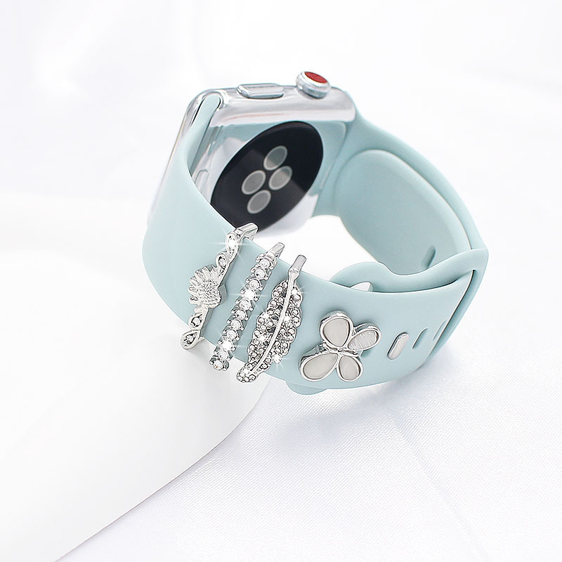 Apple Watch szíj pillangócsattal és dekoratív gyűrűvel, fémből készült, divatos stílus