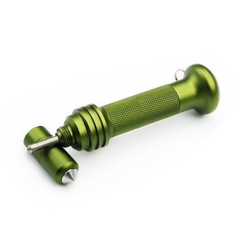 Prijenosni razbijač prozora automobila s wolfram čeličnom iglom za paljenje, višenamjenski sigurnosni čekić, kućište od avionskog aluminijskog legura, težina 67 g, mogućnost prilagodbe