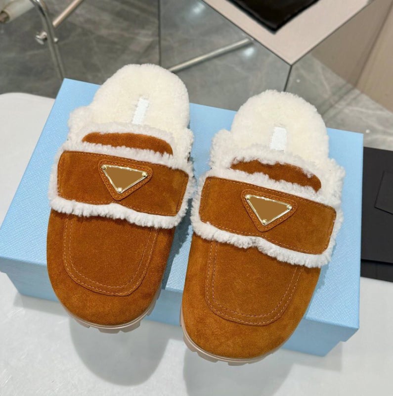 Női gyapjú baotou papucs, felső anyaga tehén velúr; belső anyaga juh gyapjú; talp: gumi; talp vastagság: 0–3 cm; csúszásgátló, kényelmes