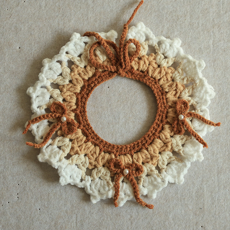 Șapcă tricotată pentru animale de companie cu guler pentru pisici și câini, model color-matching, din lână, lucrată manual, set