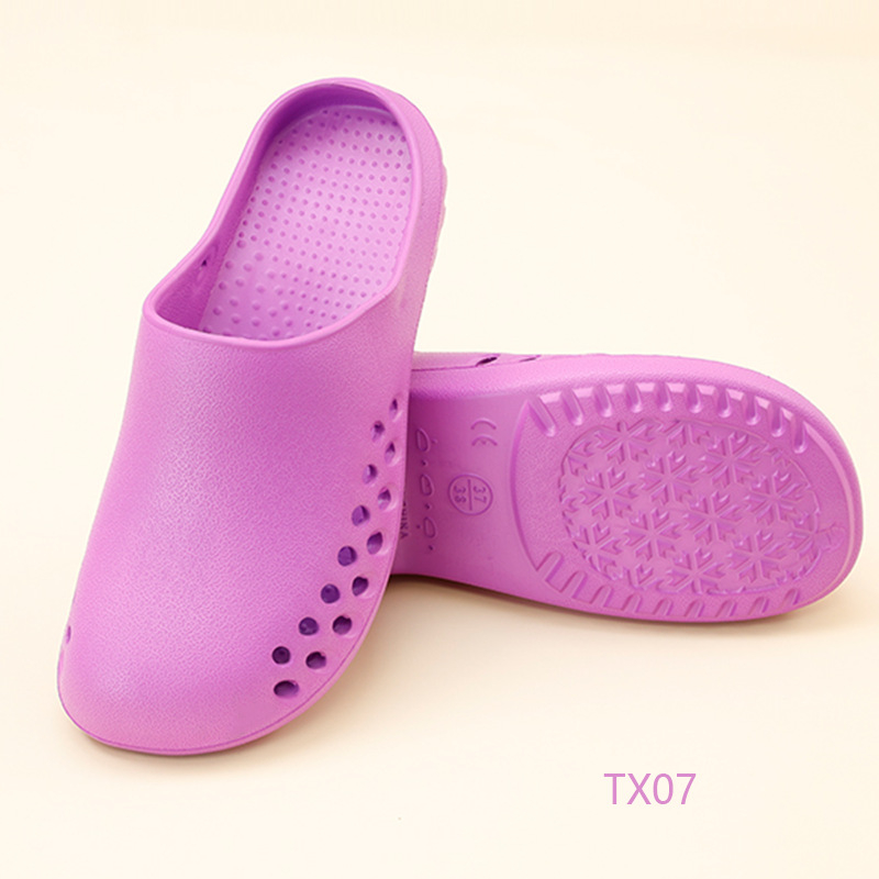 Műtői papucs EVA felső, EVA belső, csúszásmentes gumitalp, talp technológia: injektált öntés