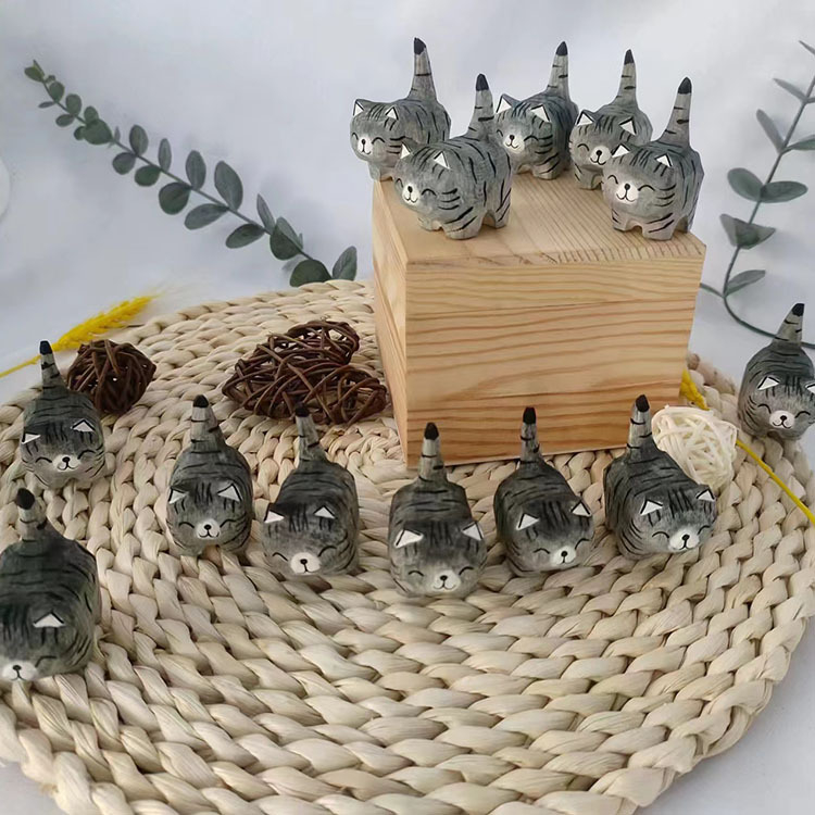 Koka izgrebti dzīvnieku dekori komplekts: Shiba Inu, kaķis, pīle; Materiāls Basswood; Stils karikatūra; Apstrāde un pielāgošana pieejama