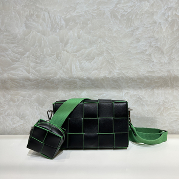 Muška crossbody torbica od prave kože, pleteni uzorak, ulični stil, ultra lagana, uključuje malu torbicu, jesen 2025