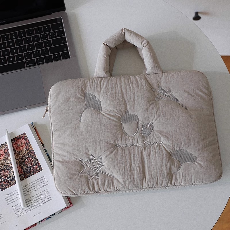 Κεντημένη τσάντα φορητού υπολογιστή για γυναίκες – Υλικό: Πολυεστέρας; Διαπνέουσα και εξαιρετικά ελαφριά; Μοτίβο: Τοπίο; Εσωτερική επένδυση: Πολυεστέρας; Στυλ: Φρέσκια και γλυκιά