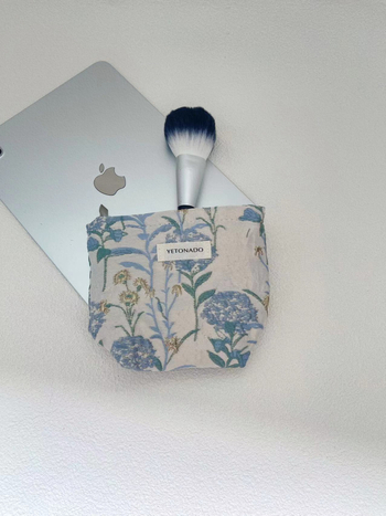 Sminktáska – hordozható, nagy kapacitású utazási rendszerező, vászon anyag, virágmintázat, bélés vászon, friss és édes stílus, YETONADO