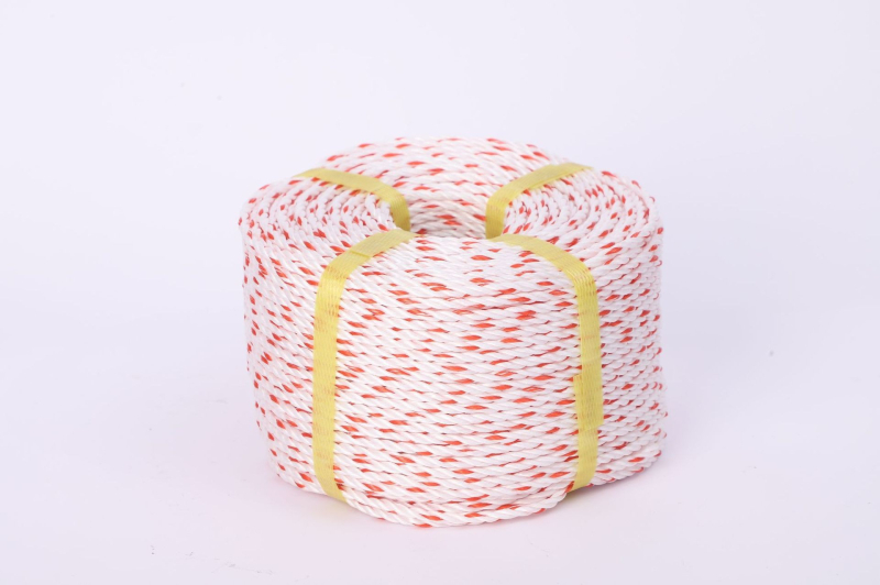 Polipropileno virvė, daugialynė — prekės ženklas Yichuan; Medžiaga: PP; Tipas: daugialynė; Lūžimo jėga: 1000 kg; Panaudojimas: įpakavimas