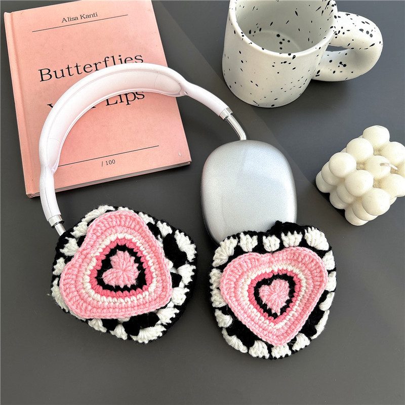 TPU védőtok Apple AirPods Max számára kötött szív-cseresznye motívummal, rajzfilm-stílusú és domborított felülettel