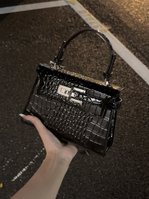 Muška crossbody torba s krokodilskim uzorkom, casual stil, svilenkasto cvjetni materijal, PVC podstava, jesen 2025