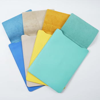 Zaštitna futrola MacBook Air/Pro, prirodna koža; prozračna, vodootporna, otporna na habanje; prvi sloj goveđe kože; podstava od goveđe kože; proljetno izdanje 2025