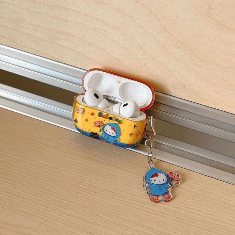 Zaštitna futrola za AirPods Pro 3 i Pro 2 — polikarbonat, reljefna površina, mekani kućište, dizajn mačkice