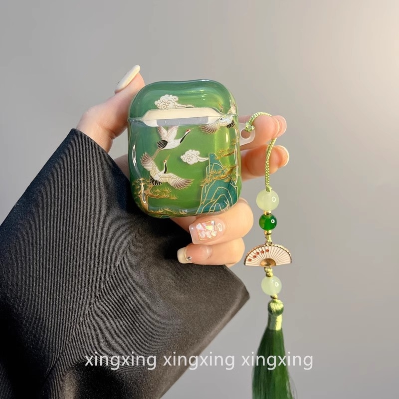 Θήκη σιλικόνης για Apple AirPods 4, κινεζικού στυλ με πράσινο φουντάκι, ανάγλυφος σχεδιασμός καρτούν, δυνατότητα προσαρμογής