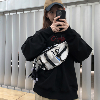 Geantă din nylon pentru piept, design Harajuku, căptușeală poliester, fermoar, buzunar pentru telefon în interior, buzunar interior cu patch