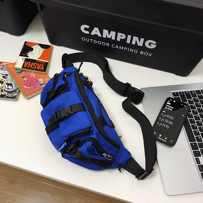 Geantă din nylon pentru piept, design Harajuku, căptușeală poliester, fermoar, buzunar pentru telefon în interior, buzunar interior cu patch