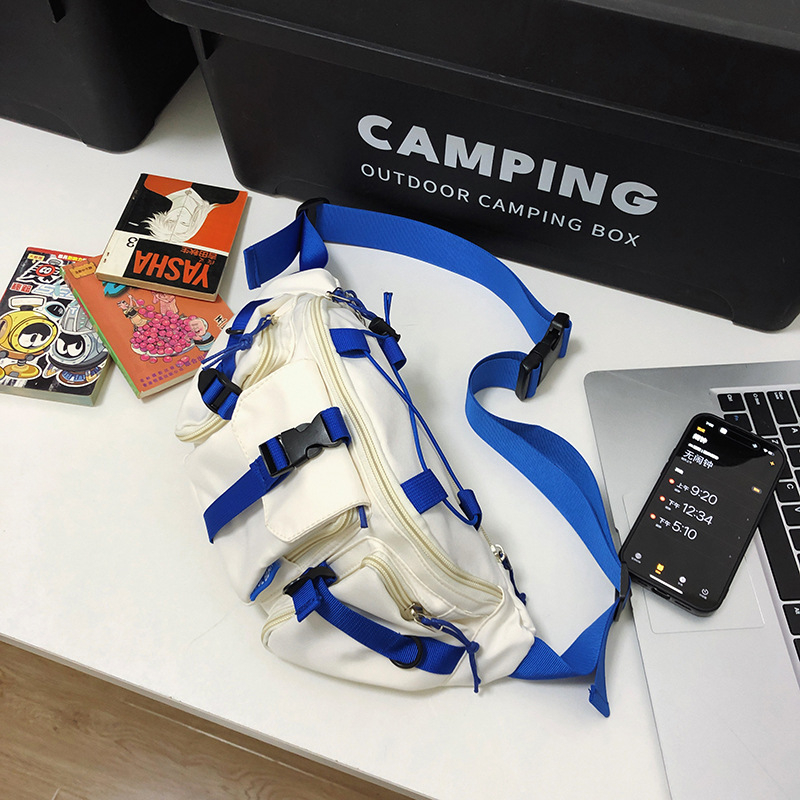 Geantă din nylon pentru piept, design Harajuku, căptușeală poliester, fermoar, buzunar pentru telefon în interior, buzunar interior cu patch