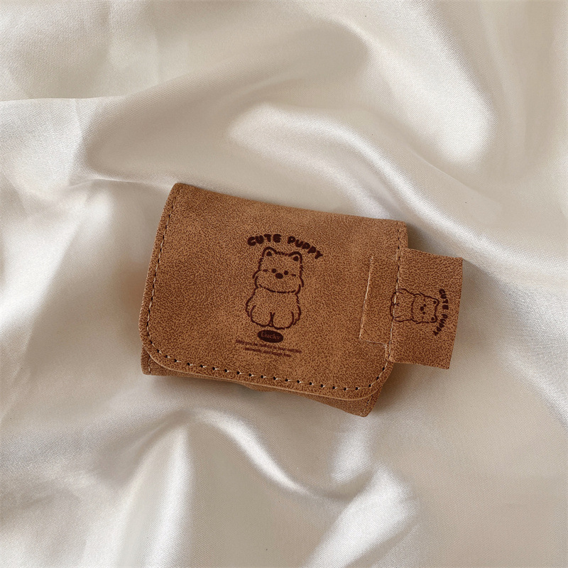 Θήκη AirPods 4/Pro 3 με καπάκι από τεχνητό δέρμα, Καρτούν Γουέστ Χάιλαντ Τερριερ, μαλακή θήκη, χαραγμένο μοτίβο