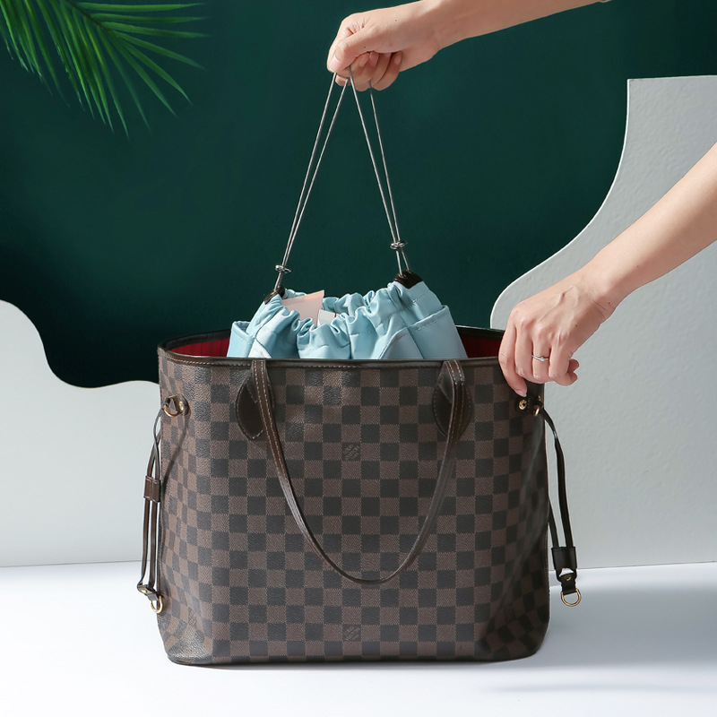 Geantă de călătorie din nailon, cubiformă, stil lux ușor, izolație, pentru depozitare de produse cosmetice (model S220316)