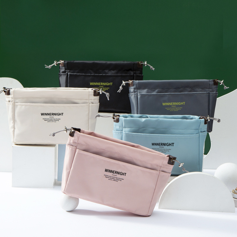 Geantă de călătorie din nailon, cubiformă, stil lux ușor, izolație, pentru depozitare de produse cosmetice (model S220316)