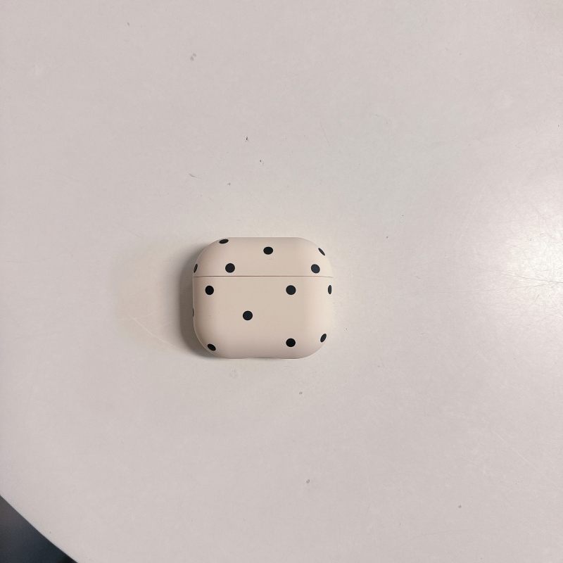 Futrola za AirPods — Minimalistički dizajn s točkicama, mat TPU, kompatibilna s AirPods 4. generacije i AirPods Pro 3. generacije