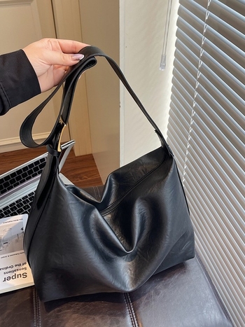 Retro tote taška, PU koža, veľká kapacita, podpažný/krížový štýl, zipsové zatváranie, jeseň 2025 uvedenie