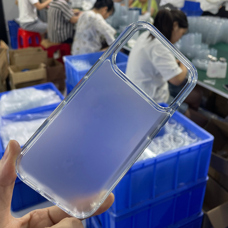 Kryt na iPhone 16 sériu: tvrdý plášť, TPU+PC materiál, magnetické prichytenie, ochrana proti pádu, vstrekované formovanie